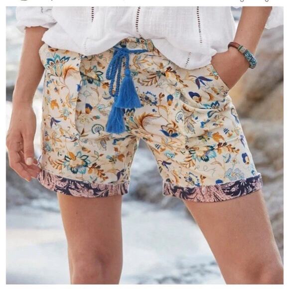 SUNDANCE KALINI SHORTS Linen Cotton Blend White Blue Floral Print Boho Resort - Picture 1 of 7